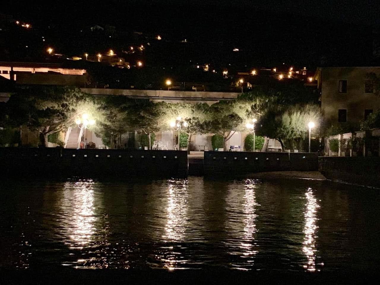 Amedeo'S Sea House Apartman Trieszt Kültér fotó